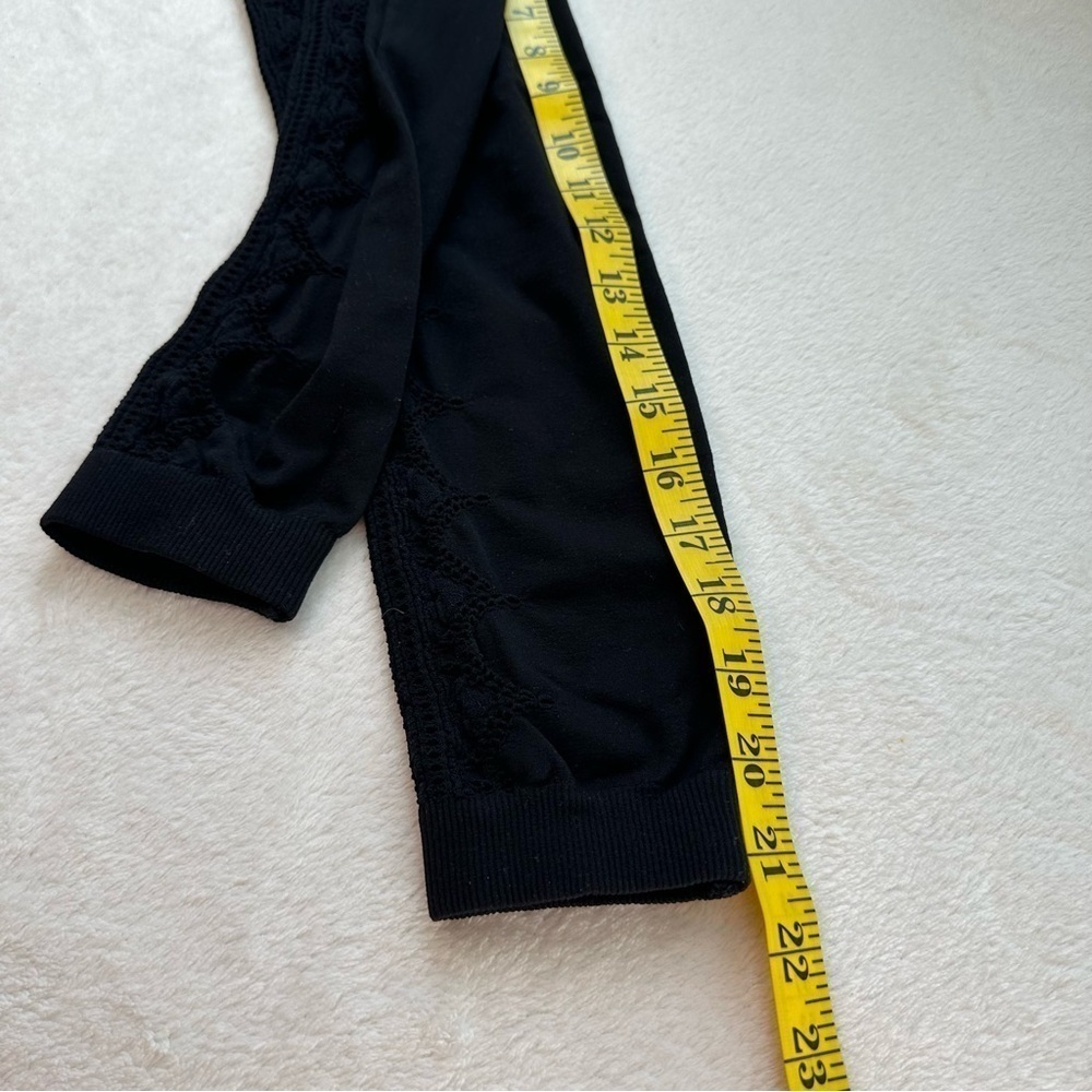 NWOT Free People Intimately Barely There Black Cutout Yoga Leggings - Picture 10 of 11
